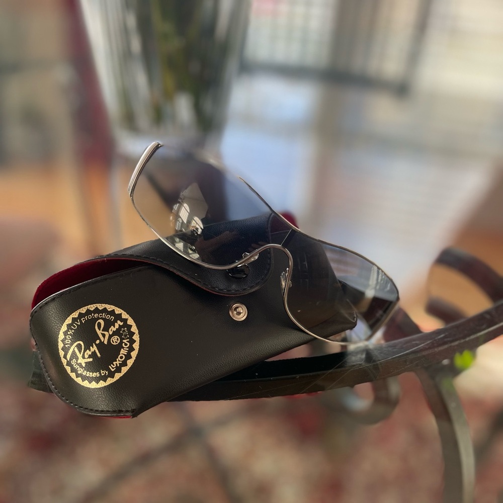 NEW Vintage Ray Ban